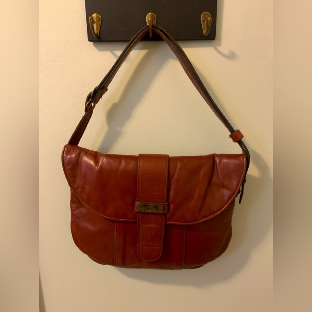 Etienne Aigner burgundy Vintage handbag